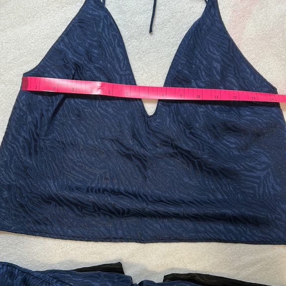 8hrs Sale! VS LUXE Lounge sleep set - Picture 11 of 11